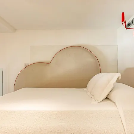 Chiodo Luxury 14 * Специя