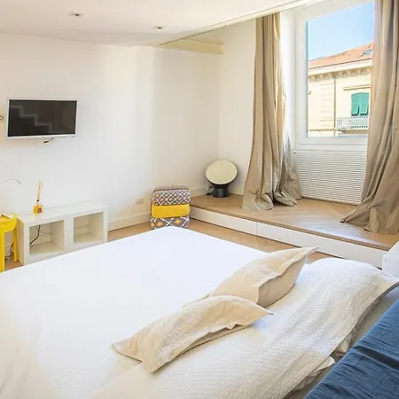 Chiodo Luxury 14 Apartment