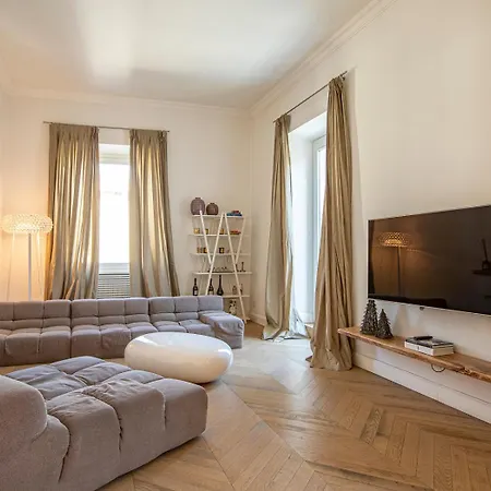Chiodo Luxury 14 Апартаменты *